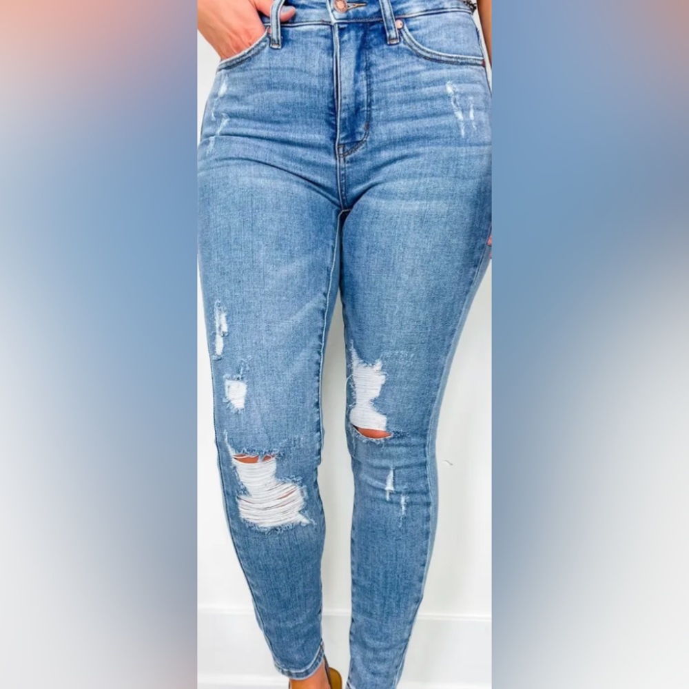 Plus/Reg Judy Blue Medium Wash High Rise Distressed Tummy Control Skinny 18W